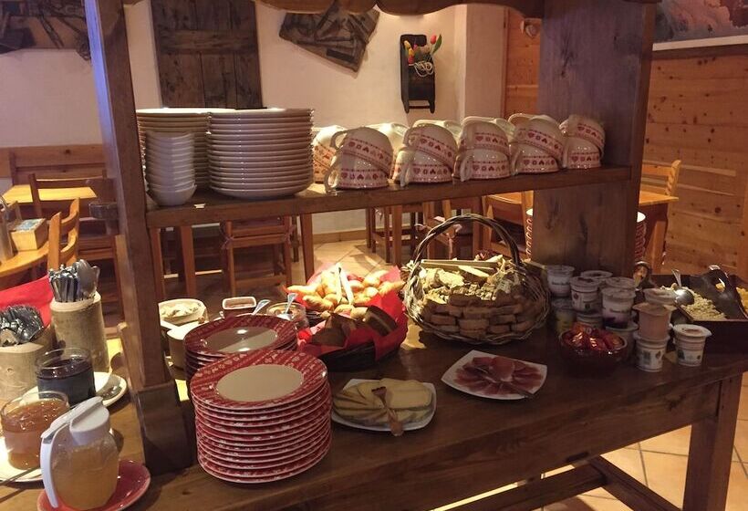 هتل Le Chalet D'en Hô