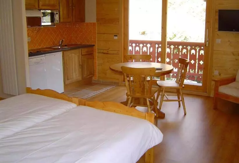 ホテル Les Chalets