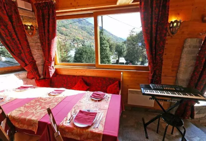 ホテル Les Chalets