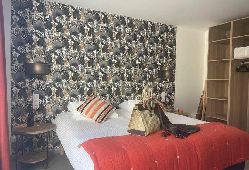 فندق Les Loges Du Luberon