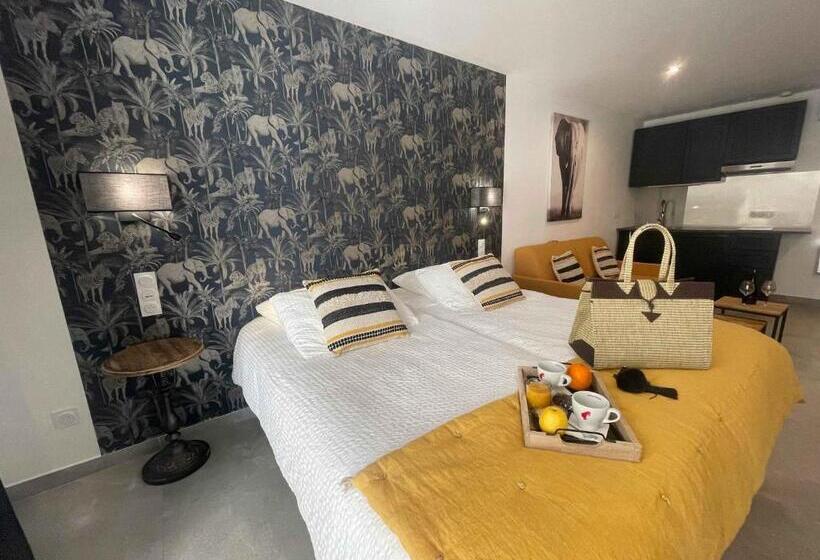 فندق Les Loges Du Luberon