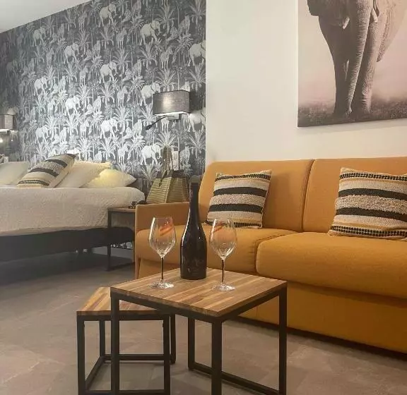 ホテル Les Loges Du Luberon