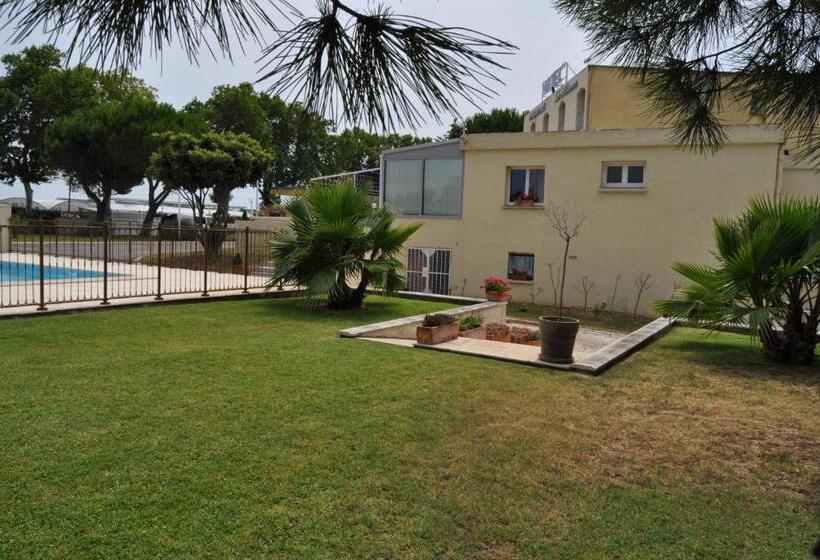 בית מלון כפרי Les Mimosas