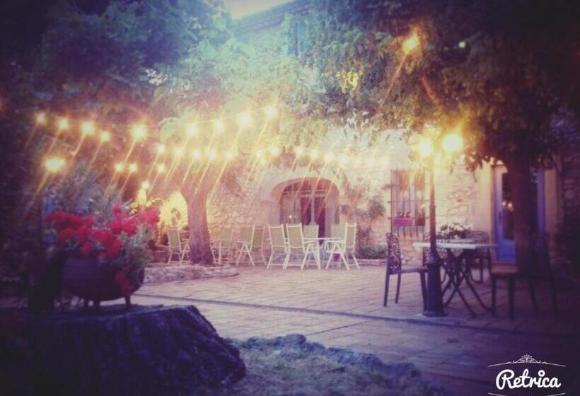 ホテル Le Mas De Valaurie