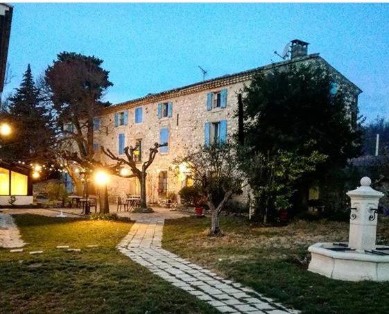 ホテル Le Mas De Valaurie