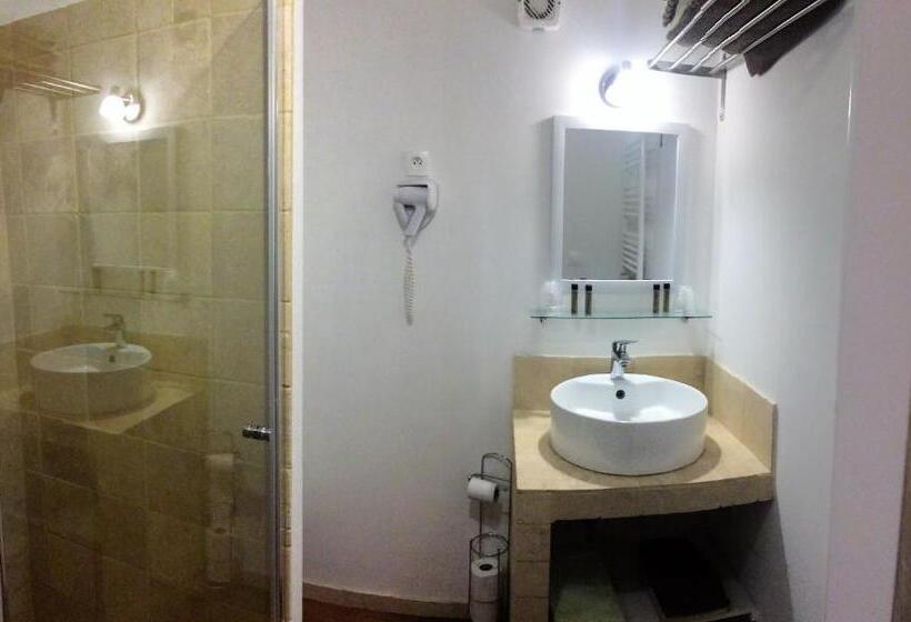 ホテル Le Mas De Valaurie