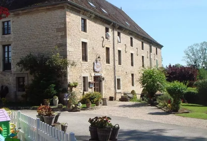 ホテル Moulin De Bourgchateau
