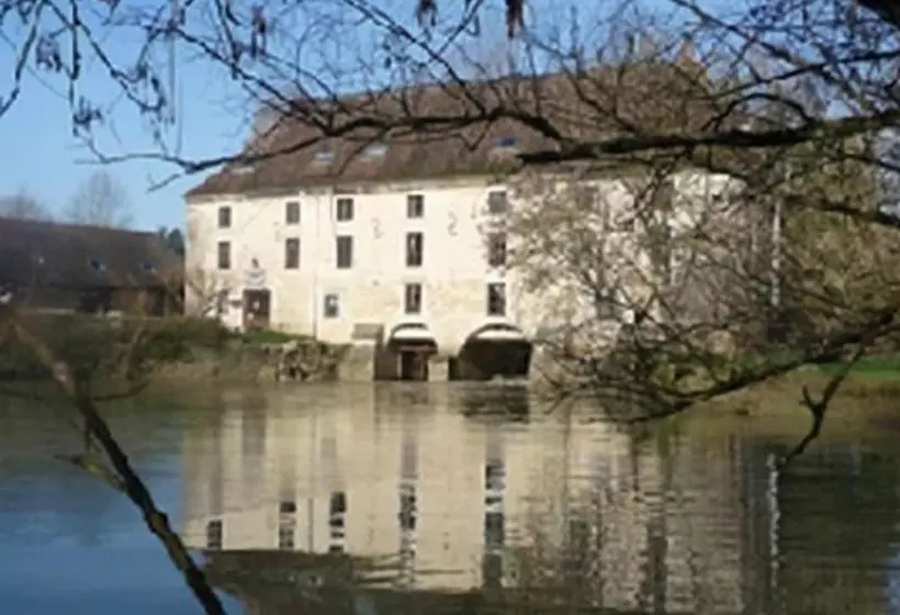 ホテル Moulin De Bourgchateau