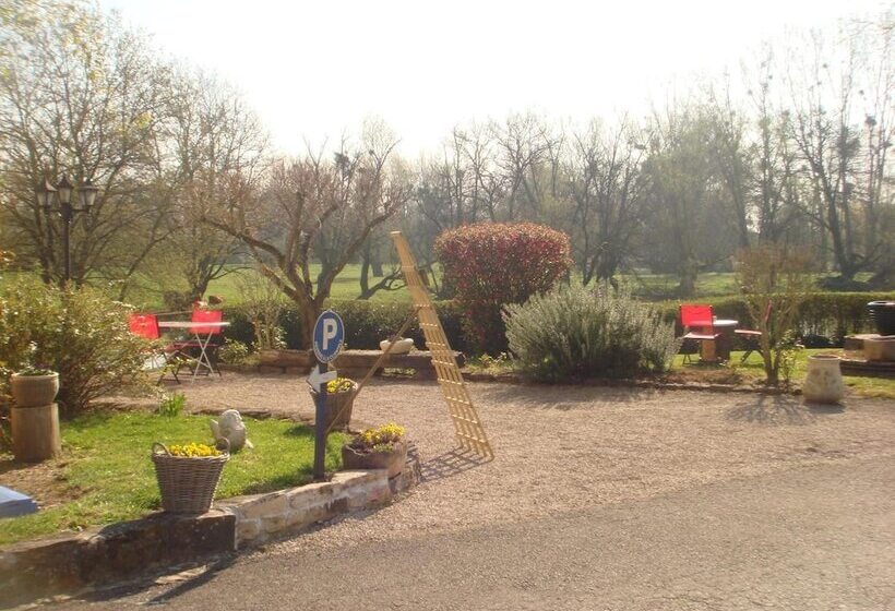 فندق Moulin De Bourgchateau