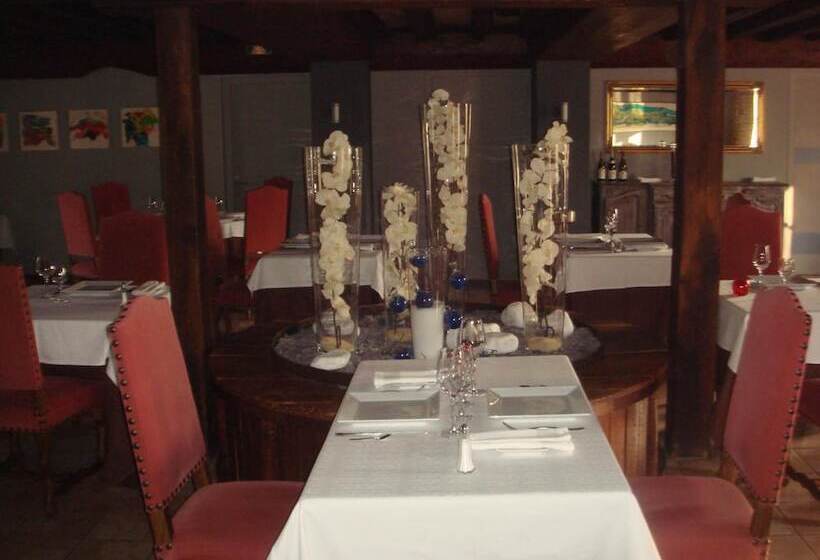 فندق Moulin De Bourgchateau