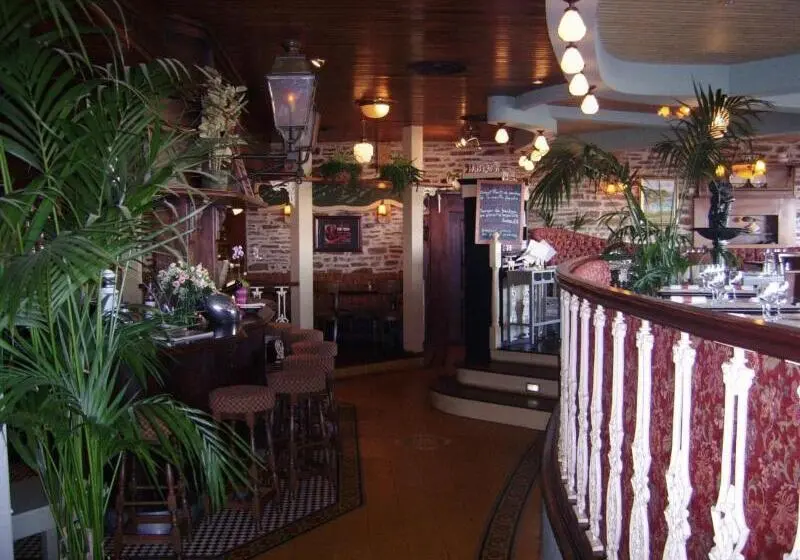 ホテル Restaurant Le Cap