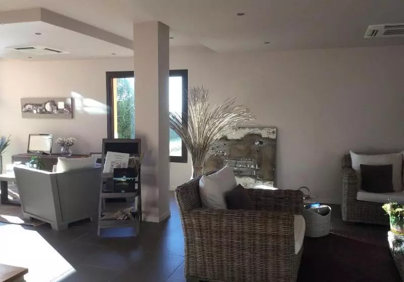 Hotelli Villas Abbartello