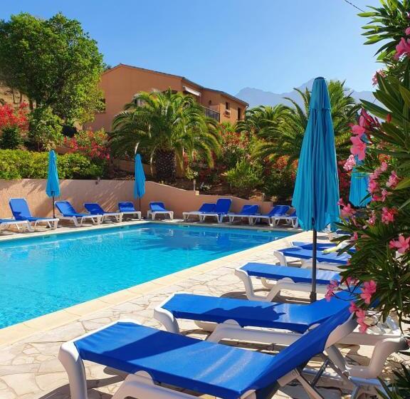 住所  Résidence Cabanaccia