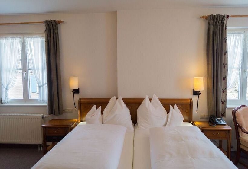 בית מלון כפרי Adlerweg 9   Das B&b