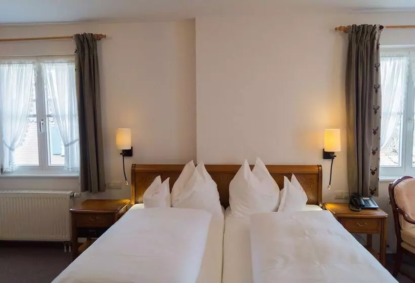 ホテル Adlerweg 9   Das B&b