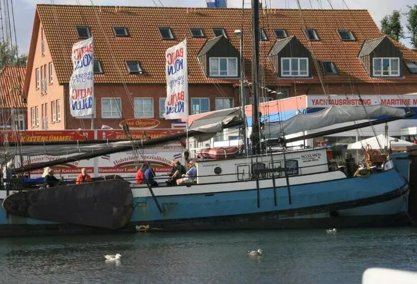 ホテル Baltic Kölln
