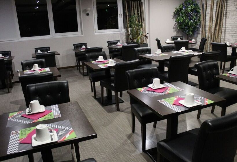 호텔 Enzo Hôtels Premier Prix   Logis Amnéville