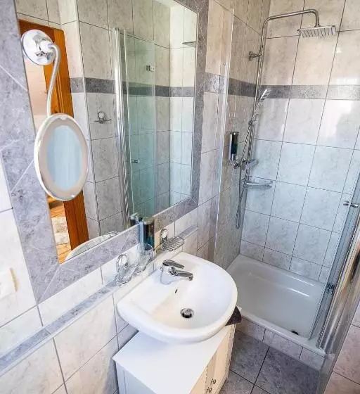 ホテル Hauensteiner Hof