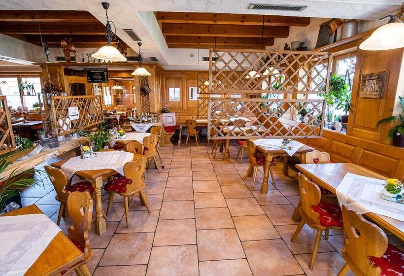 ホテル Hauensteiner Hof