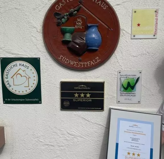 ホテル Hauensteiner Hof