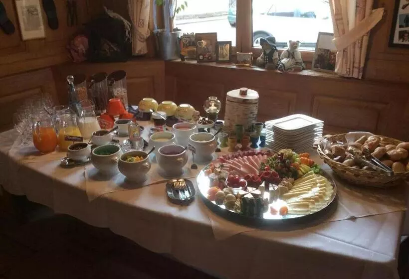 ホテル Hauensteiner Hof