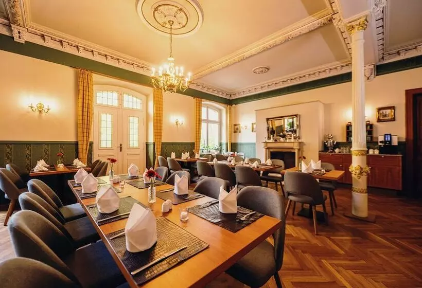 Hotelli Historische Spitzgrundmuhle
