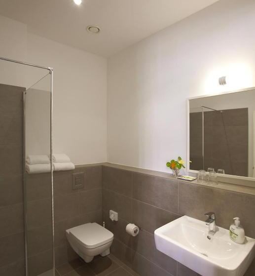 هتل Hüttenpalast