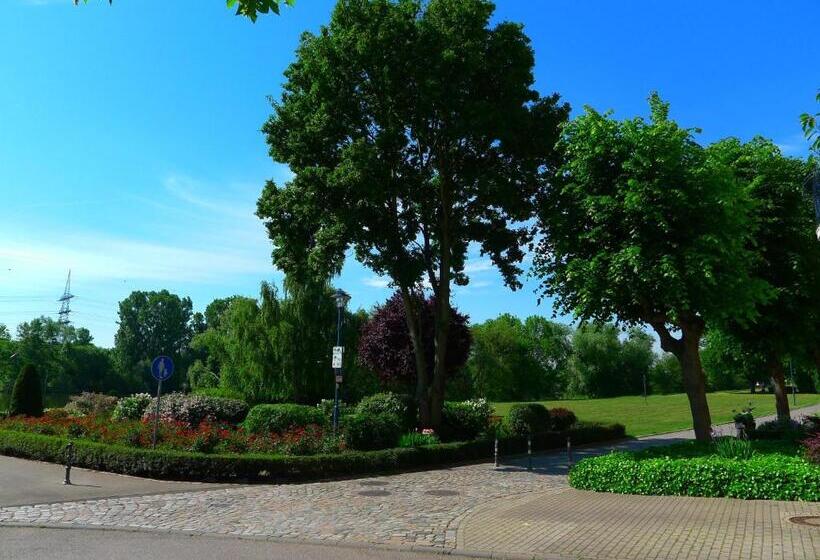 בית מלון כפרי Karthäuser Hof