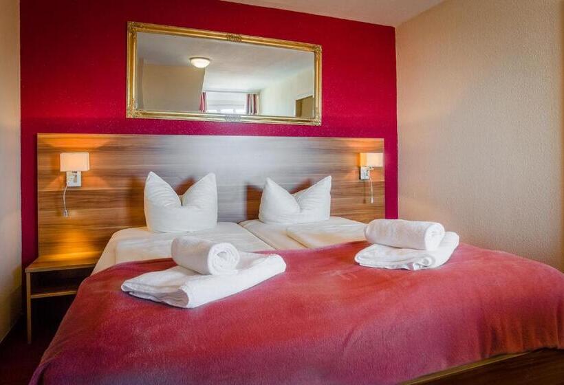 Отель Mira Mare