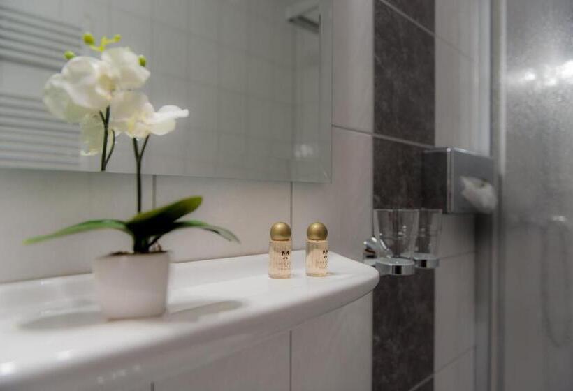 Отель Restaurant Brigitte