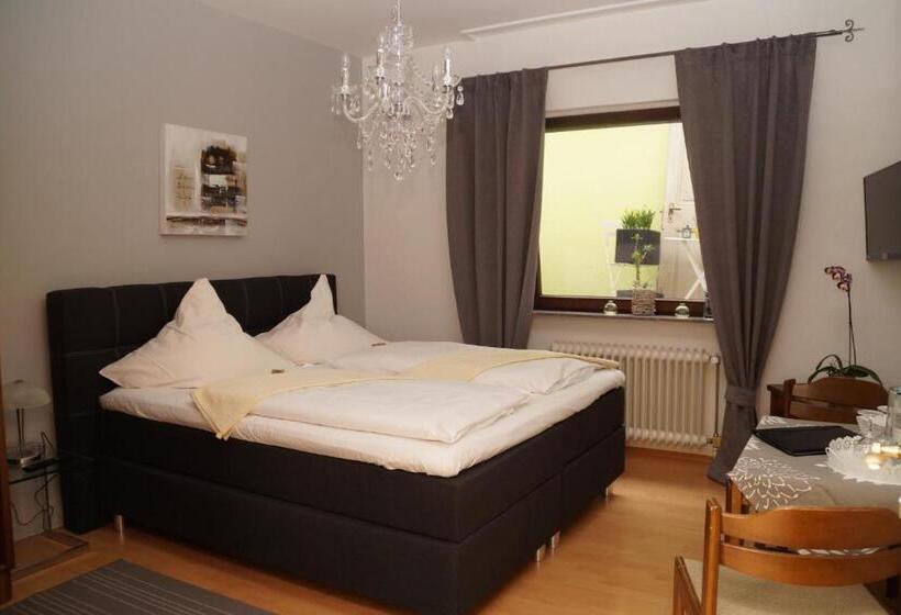 Отель Restaurant Zunftstube