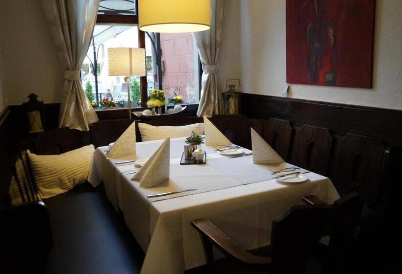 Отель Restaurant Zunftstube