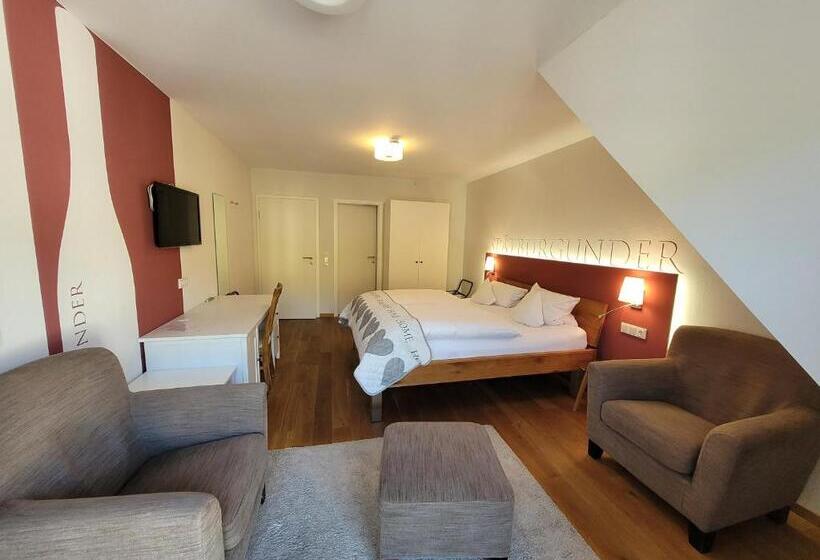 ホテル Weingut Lehnert Veit Guts