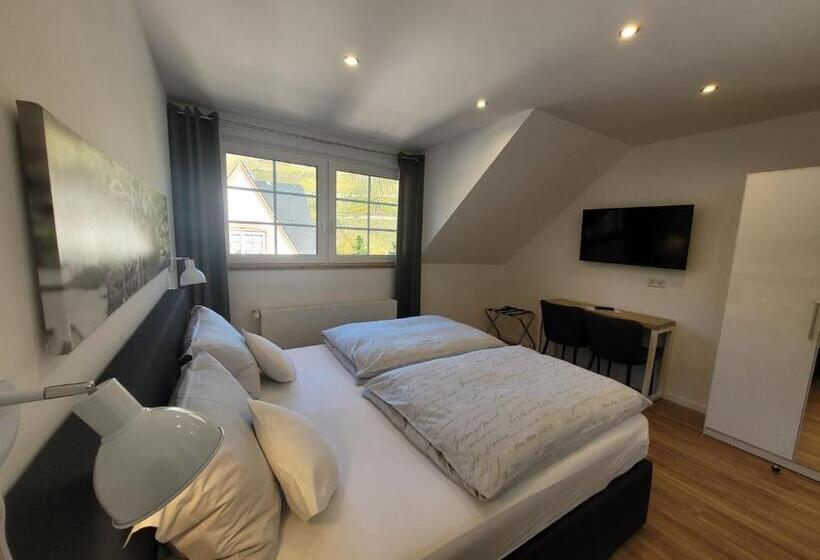 ホテル Weingut Lehnert Veit Guts