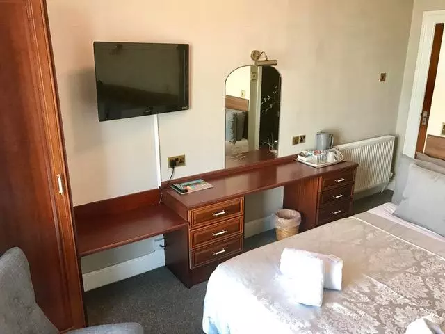 تختخواب و صبحانه Bromwell Court