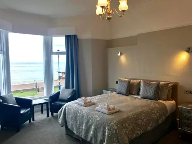 تختخواب و صبحانه Bromwell Court