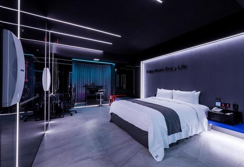 If Motel In Fashion
