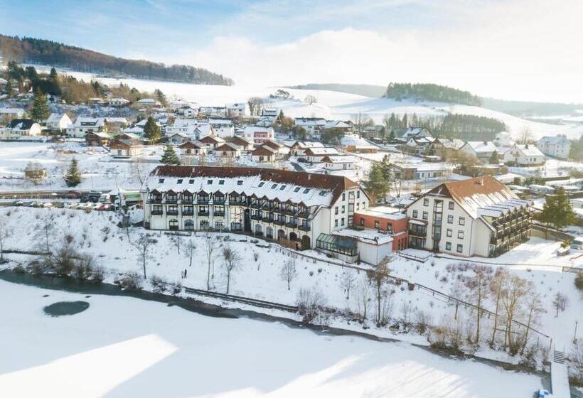 Göbel S Seehotel Diemelsee