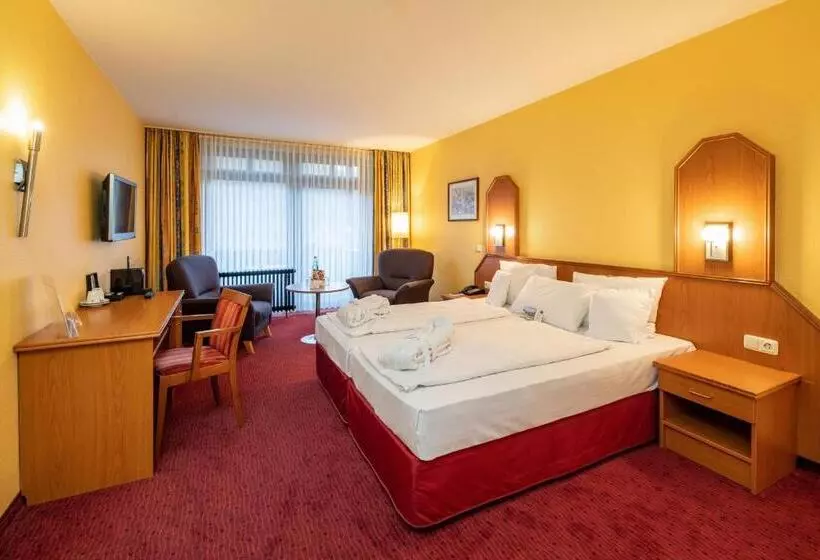Göbel S Seehotel Diemelsee