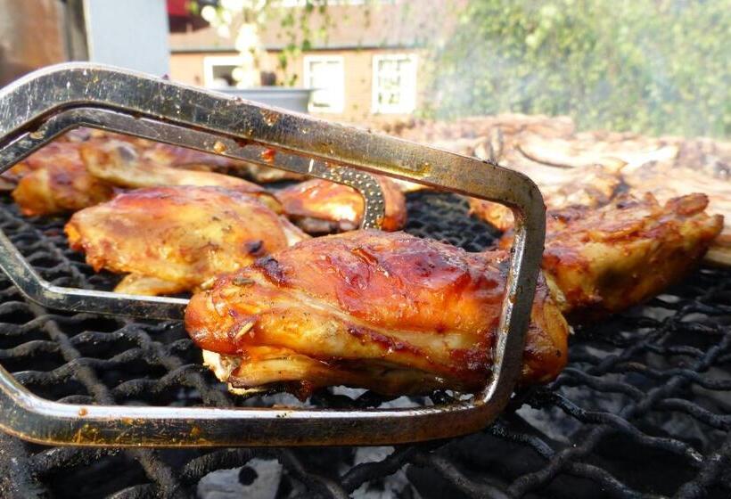 ホテル Alt Wittower Krug