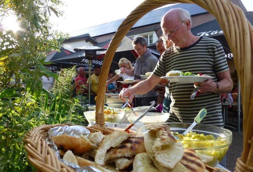 ホテル Alt Wittower Krug