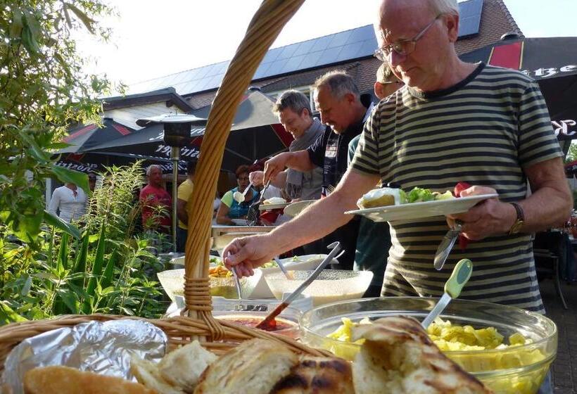 ホテル Alt Wittower Krug