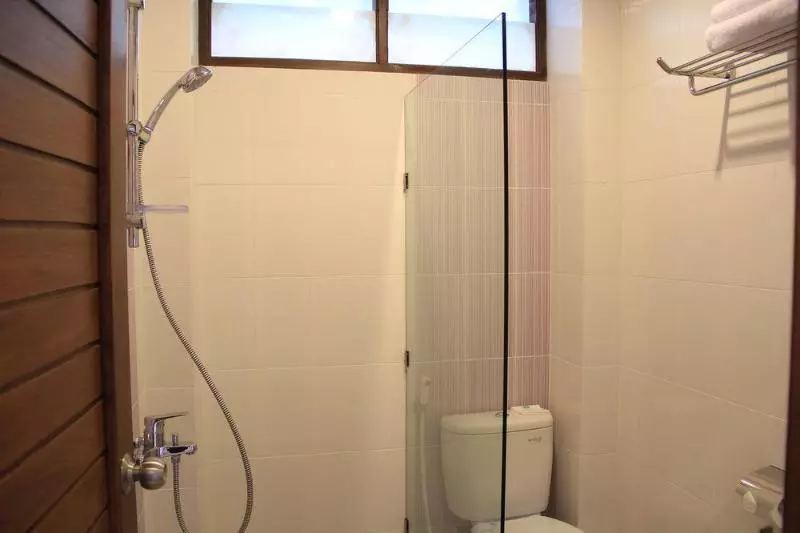 Clv Hotel & Villa