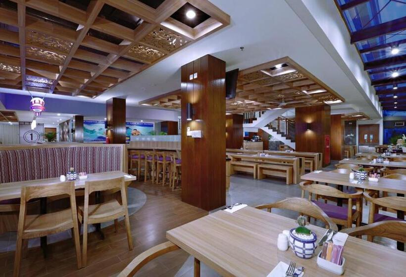 Fame Hotel Sunset Road