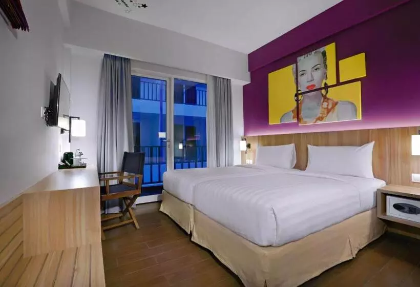 Fame Hotel Sunset Road