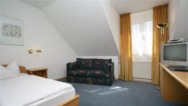 ホテル Garni Lindenstraße