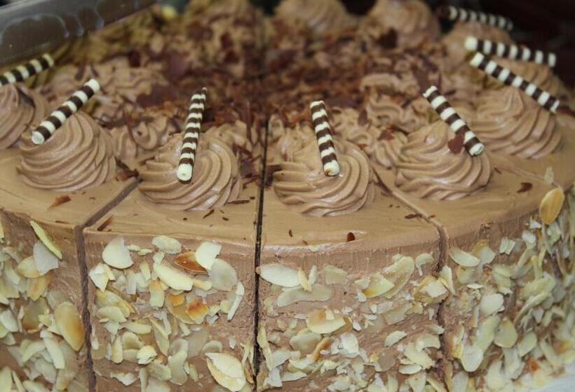 בית מלון כפרי Zur Moselbrücke