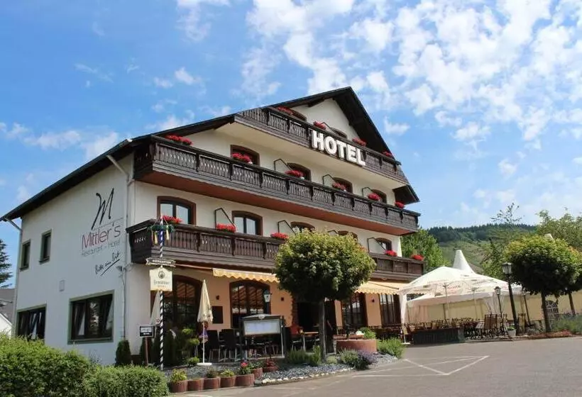 Hotelli Zur Moselbrücke