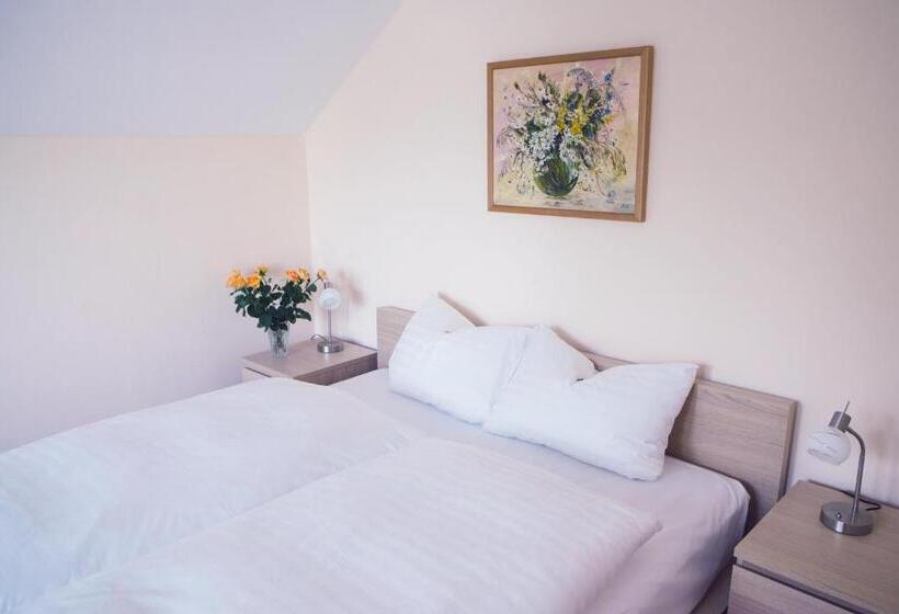 فندق Pension Vesta