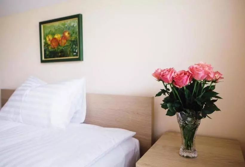 Hotelli Pension Vesta